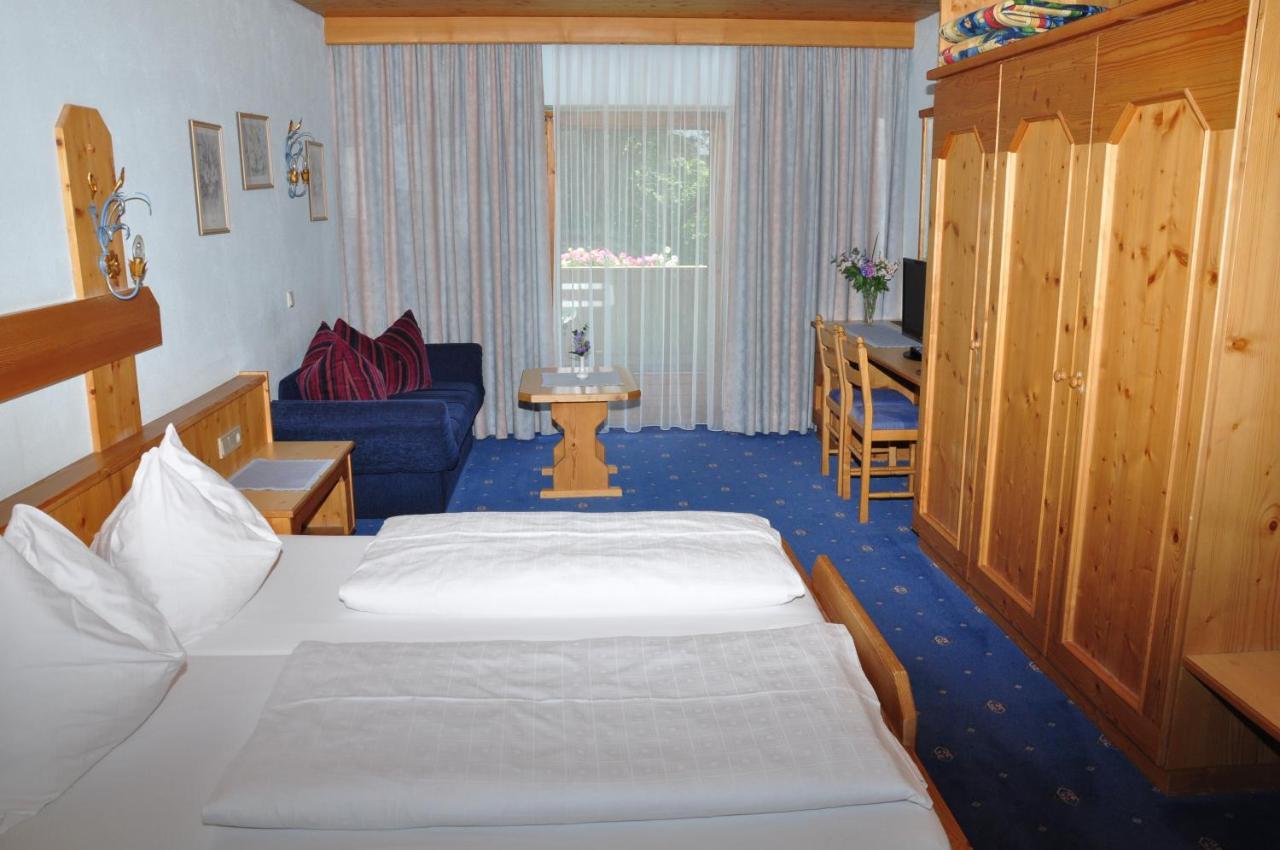 Hotel Zum Hirschen Leutasch Habitación foto